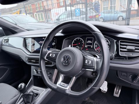 Volkswagen Polo 1.0 TSI R-Line Euro 6 (s/s) 5dr 17