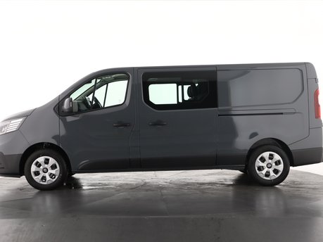 Renault Trafic LL30 Blue dCi 130 Advance Crew Van 8