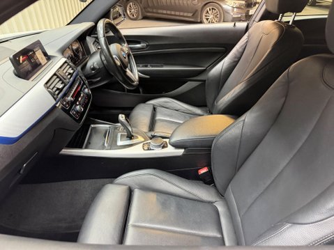 BMW 1 Series 2.0 118d M Sport Shadow Edition Auto Euro 6 (s/s) 3dr 42