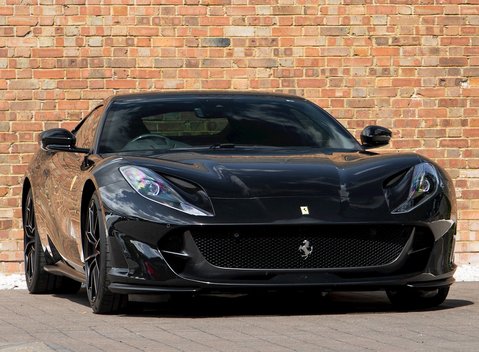 Ferrari 812 Superfast 1