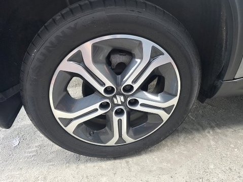 Suzuki Vitara SZ5 1.6 7