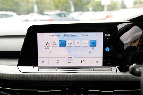 Volkswagen Golf GTI TSI DSG 36