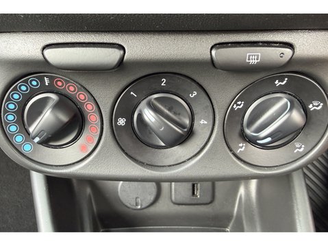 Vauxhall Corsa 1.4 (75) ecoFLEX Energy 3dr 25
