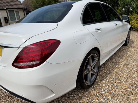 Mercedes-Benz C Class 2.1 C220d AMG Line (Premium) 7G-Tronic+ Euro 6 (s/s) 4dr 10