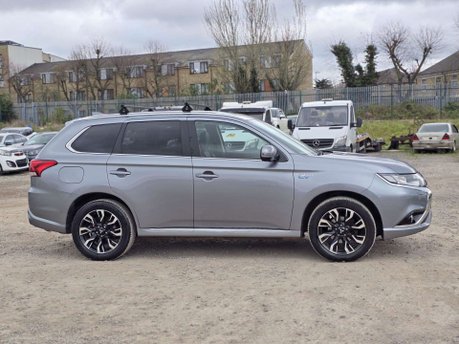 Mitsubishi Outlander 2.0h 12kWh GX4h SUV 5dr Petrol Plug-in Hybrid CVT 4WD Euro 6 (s/s) (200 ps) 10