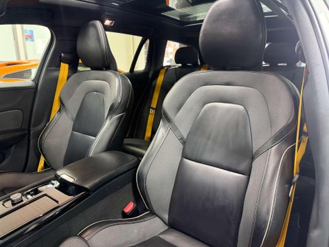 Volvo V60 2.0h T8 Twin Engine 11.6kWh Polestar Engineered Estate 5dr Petrol Plug-in H 30