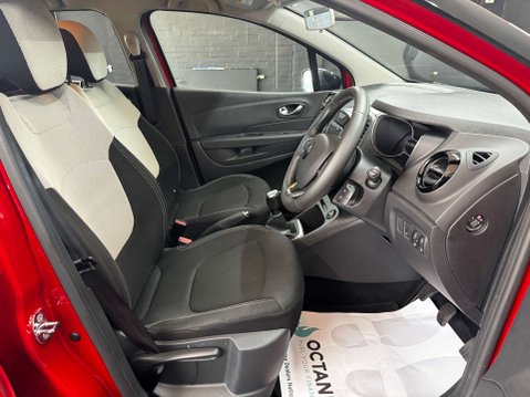 Renault Captur 0.9 Captur Iconic TCe 5dr 29