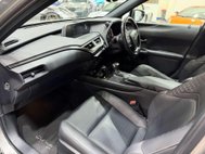 Lexus Ux 2.0 250h SUV 5dr Petrol Hybrid E-CVT Euro 6 (s/s) (184 ps) 32