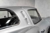 Chevrolet Corvette Stingray SPLIT WINDOW MANUAL FUELIE. FULL RESTO. MATCHING NUMBERS. IMMACULATE. 37