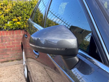 Audi A3 2.0 A3 Sportback S Line TFSI Semi-Auto 5dr 17