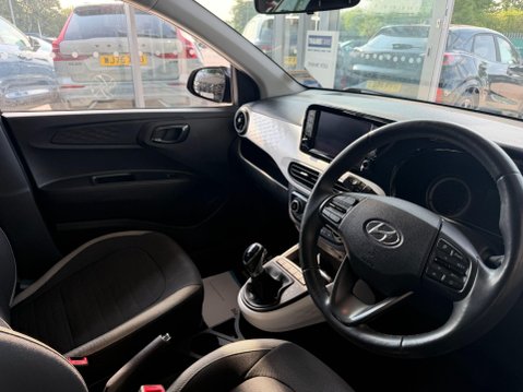 Hyundai i10 1.2 Premium Auto Euro 6 (s/s) 5dr 22