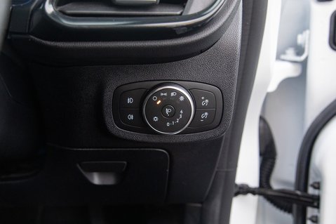 Ford Fiesta ST-LINE X EDITION MHEV 17