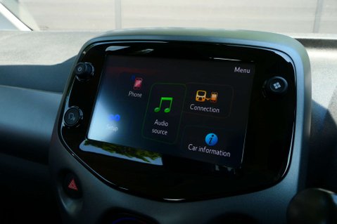 Toyota Aygo 1.0 Aygo X-Play TSS VVT-i 5dr 28