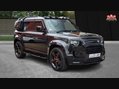 Land Rover Defender HSE MHEV 9