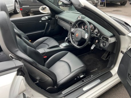 Porsche 911 Turbo 3.8 997 Turbo Cabriolet 2dr Petrol PDK AWD (268 g/km, 500 bhp) 14