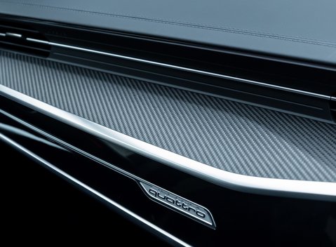 Audi RS6 AVANT PERFORMANCE CARBON VORSPRUNG 25