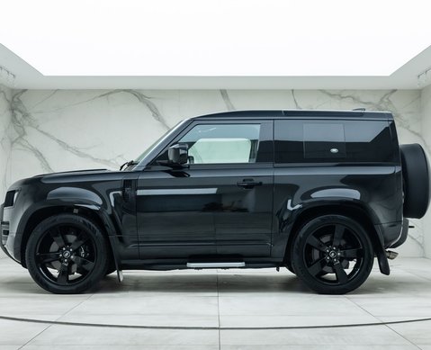 Land Rover Defender 90 V8 P525