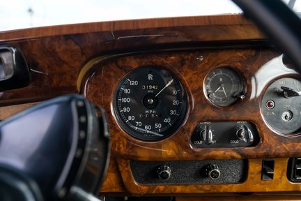 Rolls-Royce Silver Cloud II 19