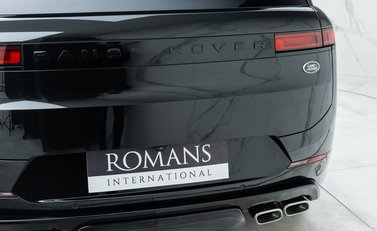 Land Rover Range Rover Sport P530 First Edition 31