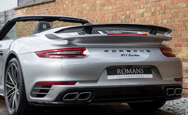 Porsche 911 Turbo Cabriolet (991.2) 26