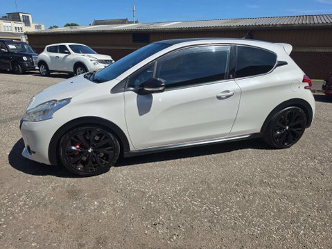 Peugeot 208 1.6 208 GTi 30th e-THP 3dr 8