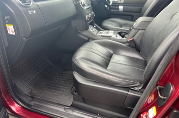 Land Rover Discovery SDV6 SE AUTO 7 SEATER 38