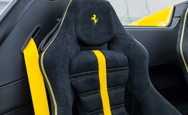 Ferrari F8 SPIDER 15