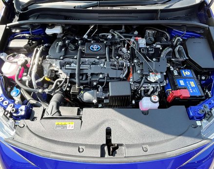 Toyota Corolla 1.8 Corolla Design HEV CVT 5dr 7