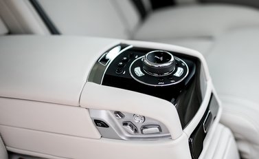 Rolls-Royce Ghost 23