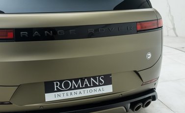 Land Rover Range Rover Sport P635 SV EDITION ONE CARBON BRONZE 38