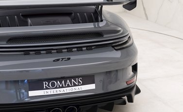 Porsche 911 (992) GT3 22