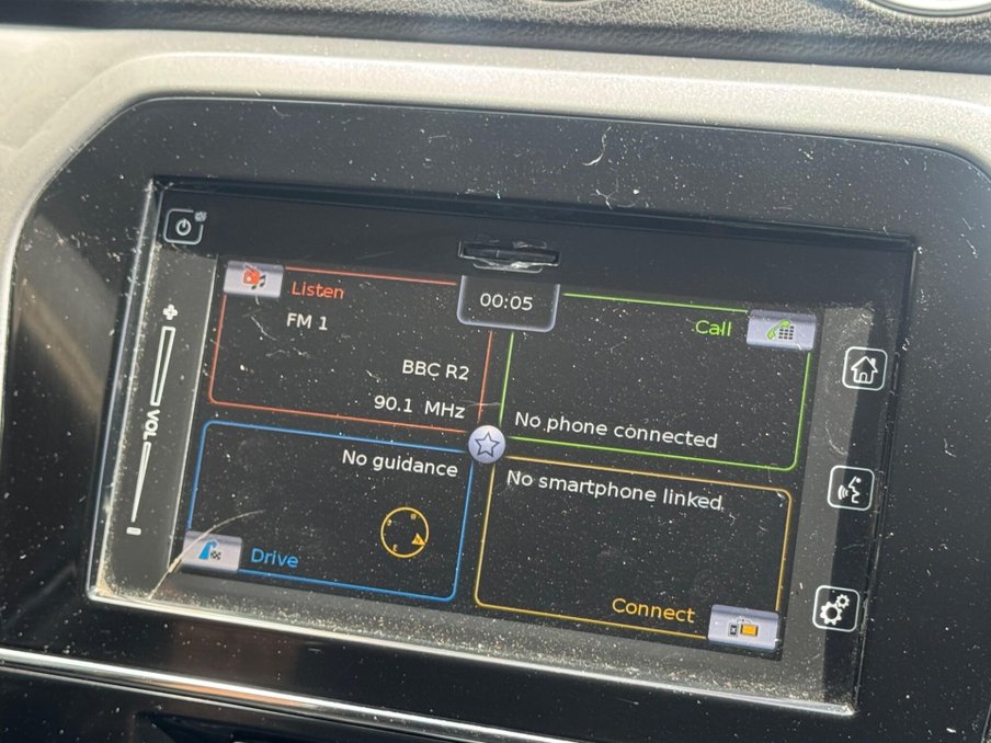 2017 Suzuki Vitara — image 13