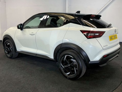 Nissan Juke 1.0 Juke N-Connecta DiG-T 5dr 3