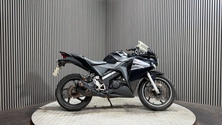 Honda CBR 2012 CBR125 20K GOOD RUNNING MOTOR 125CC SPORTS BIKE 1