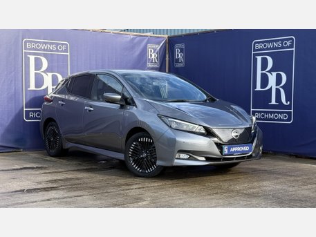 Nissan LEAF 39kWh Tekna Hatchback 5dr Electric Auto (150 ps)