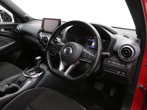 Nissan Juke 1.0 DIG-T N-Connecta DCT Auto Euro 6 (s/s) 5dr 21