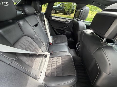 Porsche Macan GTS PDK 34