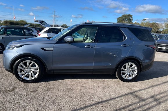 Land Rover Discovery 3.0 SD6 HSE LUXURY AUTO PAN ROOFS 10