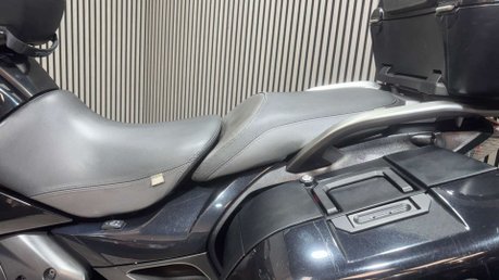 Triumph Trophy 1200 SE 2015 42K FULLY KITTED TOURER MOT COMES SERVICED WARRANTY 44