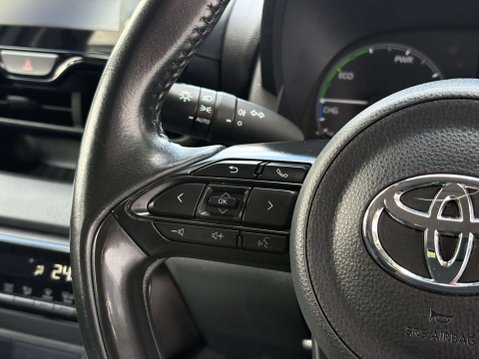 Toyota Yaris 1.5 Yaris Icon HEV CVT 5dr 42