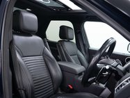 Land Rover Discovery 3.0 Discovery R-Dynamic SE D MHEV Auto 4WD 5dr 26