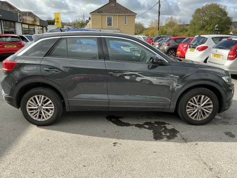 Volkswagen T-Roc 1.0 T-Roc S TSI 3