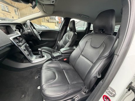 Volvo V40 D3 INSCRIPTION 11