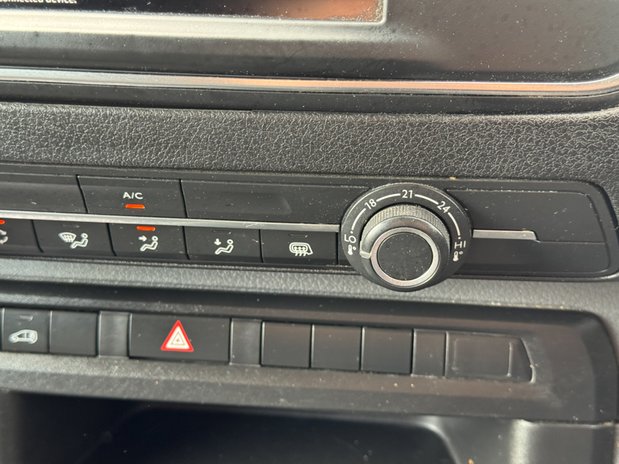 Vauxhall Vivaro LWB L2H1 Low Roof Sportive 3100 Air Con Sensors EURO 6 30