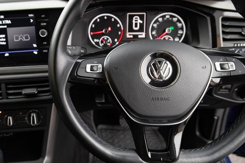 Volkswagen Polo SE TSI DSG 18