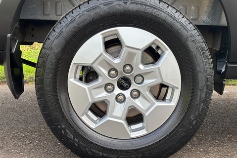 Ford Transit 350 L3 H2 Limited 130 ps Selectshift Automatic Panel Van - Sat Nav 36