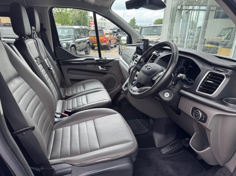 Ford Transit Custom 320 LIMITED DCIV ECOBLUE 11