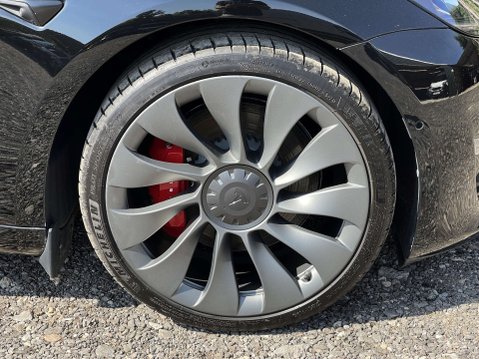 Tesla Model 3 Model 3 Performance AWD 4WD 4dr 40