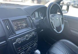 Land Rover Freelander 2.2 SD4 DYNAMIC AUTO 34