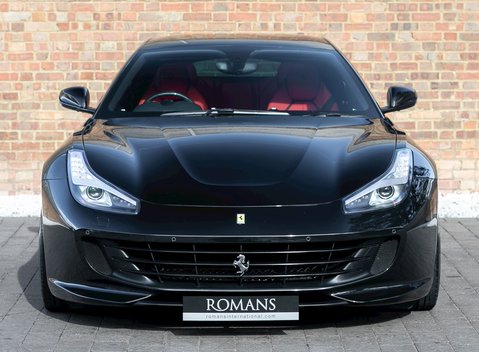 Ferrari GTC4 Lusso 4